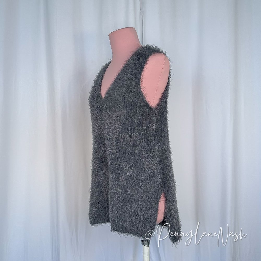 Jack by BB Dakota Fuzzy V Neck Sweater Vest - Picture 4 of 9